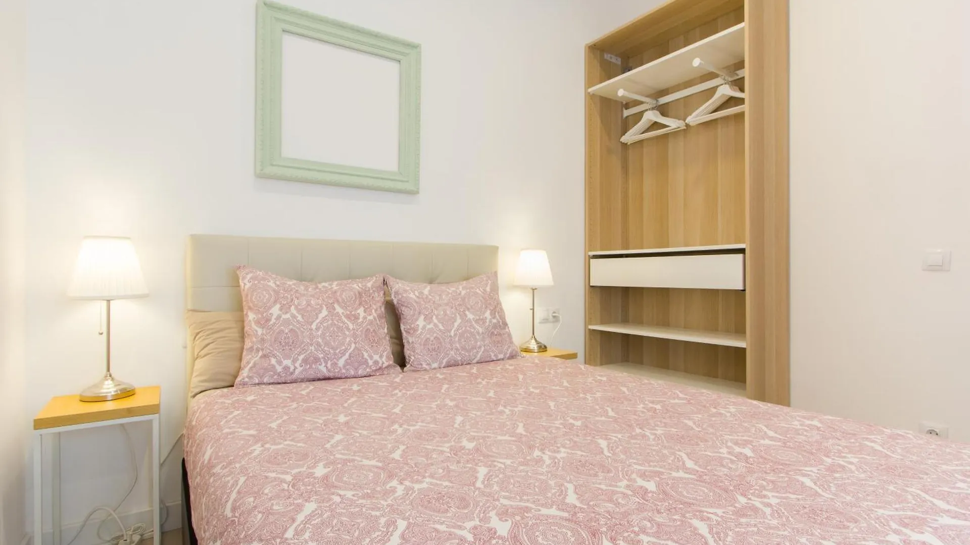 Novus Homes Barcelona Collblanc L'Hospitalet de Llobregat Spain