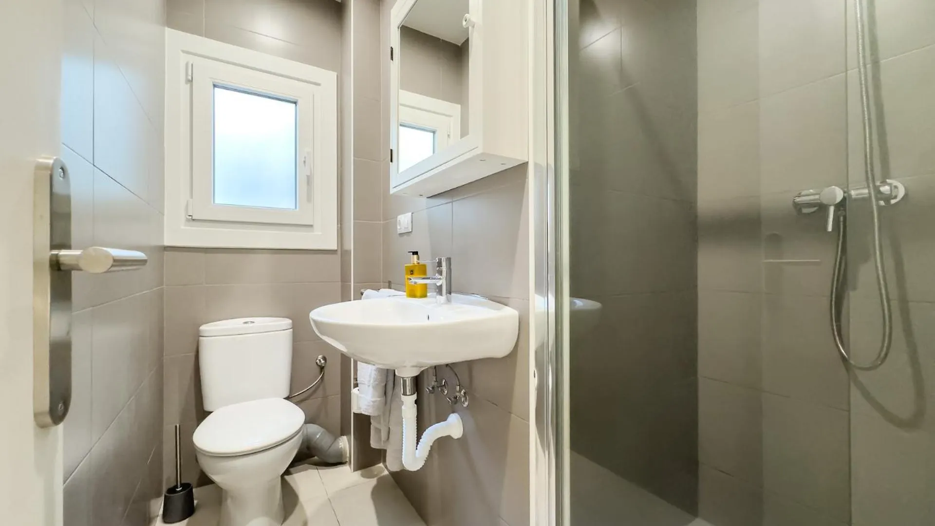 Novus Homes Barcelona Collblanc L'Hospitalet de Llobregat